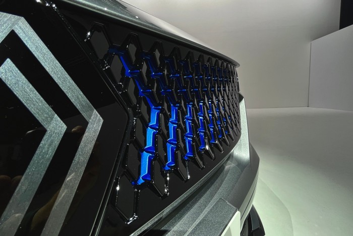 Szintet lép a Renault ezzel az új autóval 10 | Vezess Szintet lép a Renault ezzel az új autóval 10