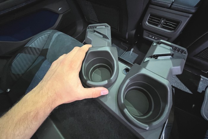 Szintet lép a Renault ezzel az új autóval 14 | Vezess Szintet lép a Renault ezzel az új autóval 14