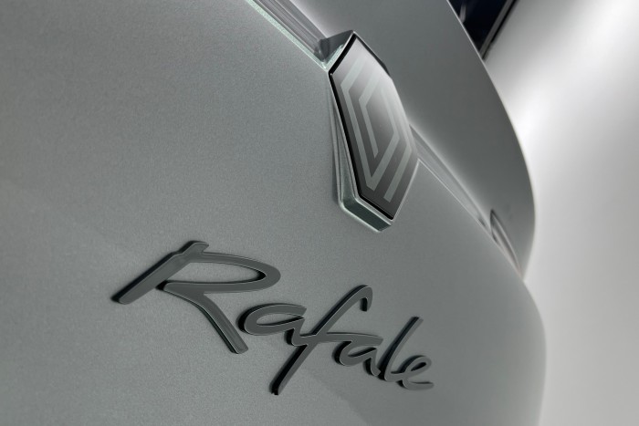 Szintet lép a Renault ezzel az új autóval 7 | Vezess Szintet lép a Renault ezzel az új autóval 7