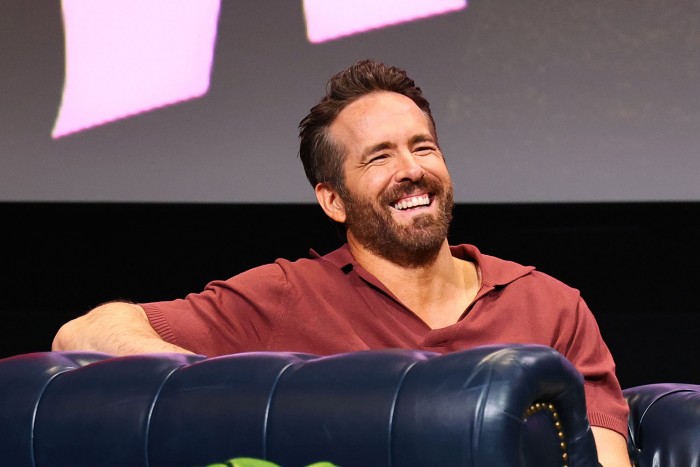 F1: Filmsztár szállt be az Alpine-ba