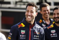 F1: Simán hoppon maradhat Ricciardo 1