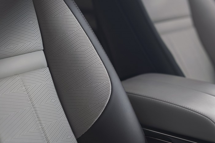 Nyolc szemet növesztett a legkisebb Range Rover 9