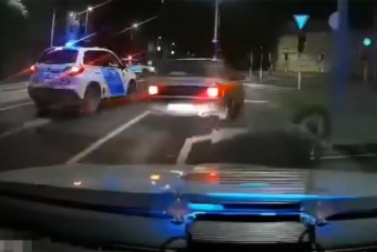 Akciófilmbe illő autós üldözés volt Kaposváron, zsákutcába terelték az ámokfutót