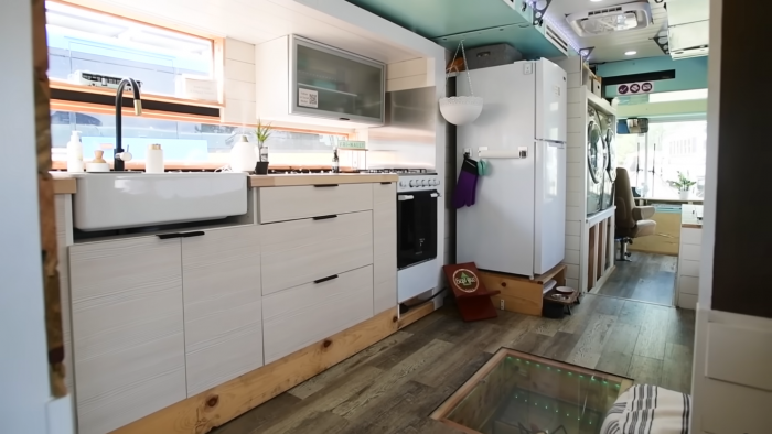 Városi buszból készítettek csodálatos otthont 1 | Vezess Városi buszból készítettek csodálatos otthont 1