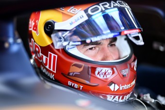 Negyedik gyerekét várja a Forma-1-es pilóta