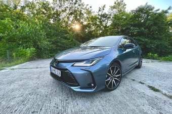 Keveset eszik, jól megy és sportosan néz ki. Kell ennél több?