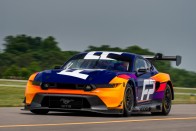 Visszatér Le Mans-ba a Ford 122