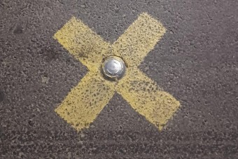 Tudod, mik azok a sárga X-ek az aszfalton?