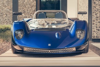 Ebben a kocsiban szó szerint Sennának érezheted magad