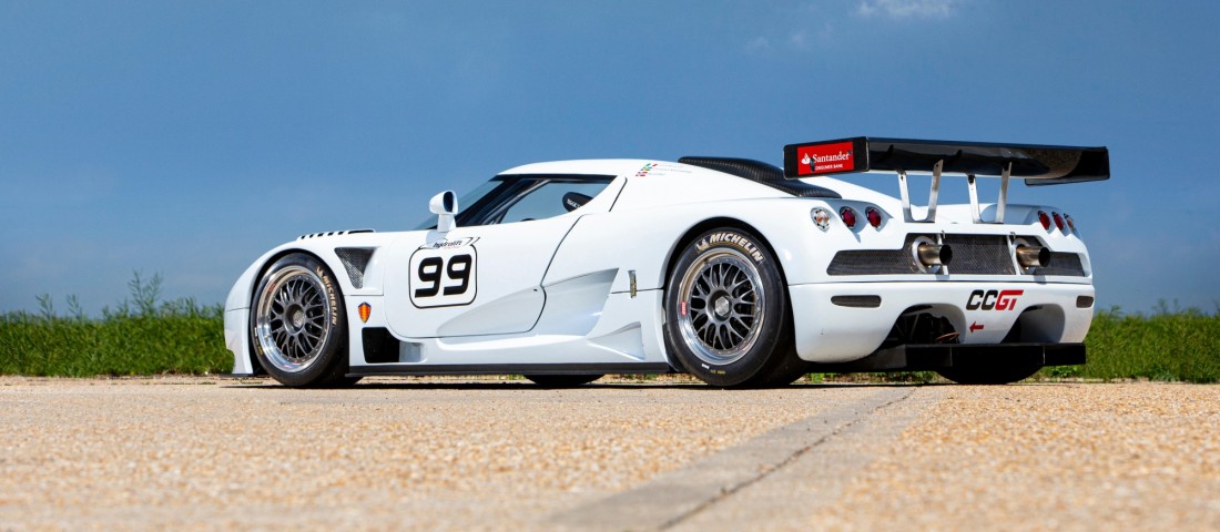 Csak egy versenyautója volt a Koenigseggnek, az sem jutott el a rajtrácsig