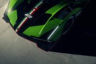 Hibriddel megy Le Mans-ba a Lamborghini 33