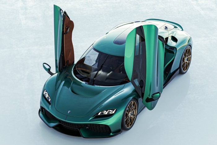 Ez a sátáni sportkocsi erősebb, mint amilyen nehéz 7