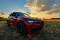 Ez az autó a szívednél fogva vezet – Alfa Romeo Stelvio 37