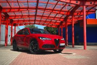 Ez az autó a szívednél fogva vezet – Alfa Romeo Stelvio 45