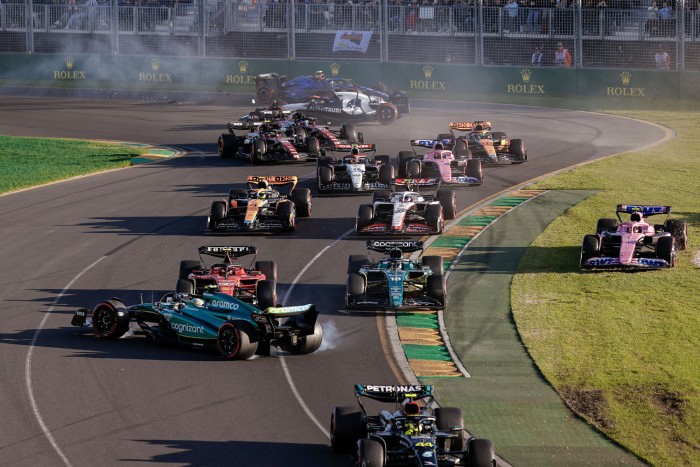 F1: Így születnek a büntetések a Magyar Nagydíjon 6 | Vezess F1: Így születnek a büntetések a Magyar Nagydíjon 6