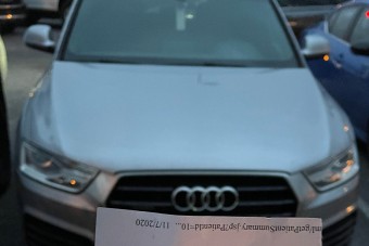 „Szerinted hogyan szállok be?” – 136 kilós autóstól kapott mérges cetlit az audis