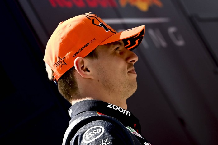 F1: Csak ez hiányzott, még gyorsabb lesz a kanyarokban a Red Bull