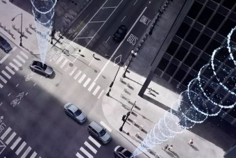 A kátyúk okait kutatja a Mercedes