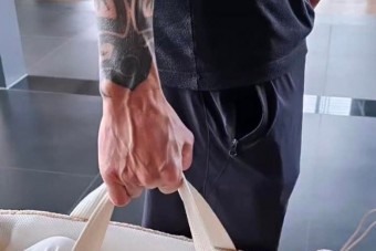 F1: Räikkönen megmutatta a harmadik gyerekét