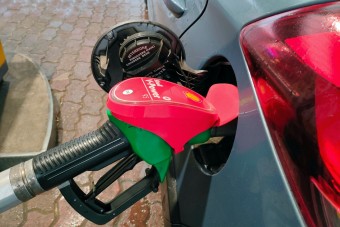 Tényleg jön a 650 forintos benzin?