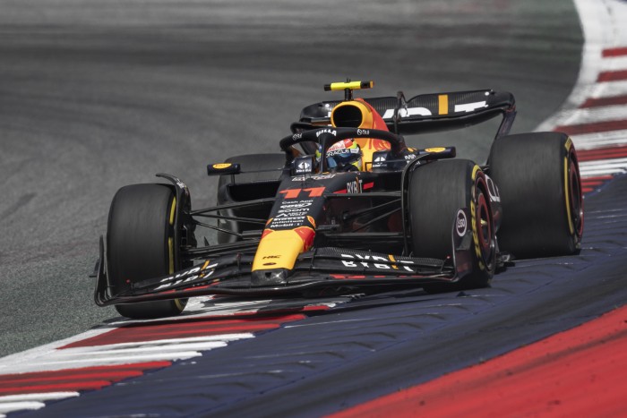 Együtt szidják az F1-et a pilóták az időmérő után