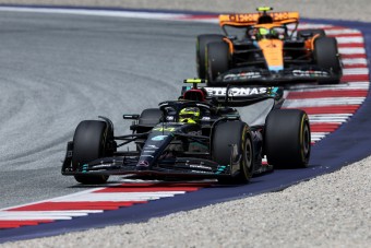 F1: A senki földjére került a Mercedes