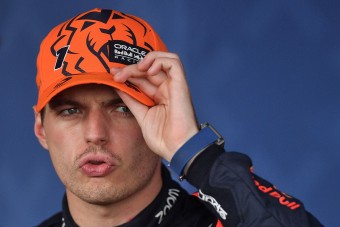 Verstappen: Egyedül harcolok a csapat-vb-ért