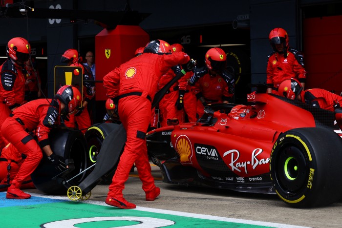 F1: Ismét a süllyesztőben kötött ki a Ferrari 3 | Vezess F1: Ismét a süllyesztőben kötött ki a Ferrari 3