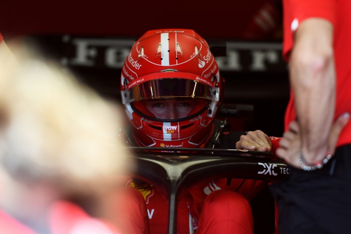 F1: Kifogott az új szabály a Ferrarin 2 | Vezess F1: Kifogott az új szabály a Ferrarin 2