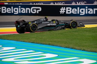 F1: Újra pattog a Mercedes, Hamilton nem örül