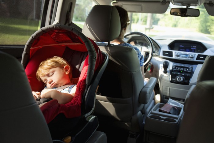 Gyermekéletekkel játszanak a hamisítók