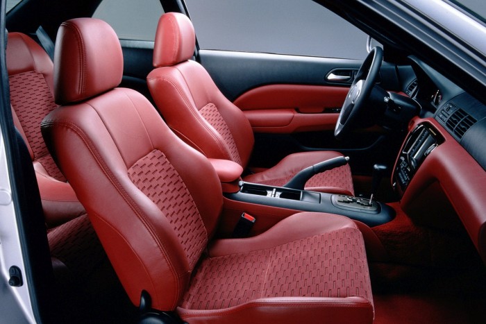 Ez a kilencvenes évek esszenciája: 185 lóerő, szívómotor, kézi váltó, elérhető ár 2 | Vezess Ez a kilencvenes évek esszenciája: 185 lóerő, szívómotor, kézi váltó, elérhető ár 2