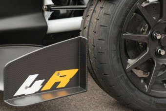 Nincs ennél durvább négyhengeres gép 2023-ban