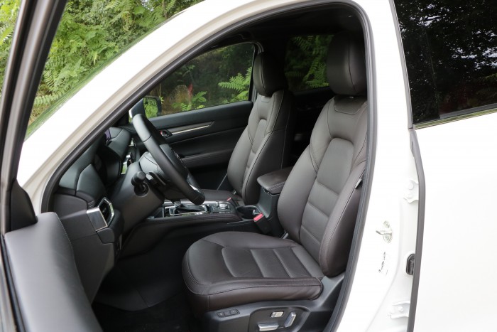 Egy SUV azoknak, akik szerint régen minden jobb volt 10