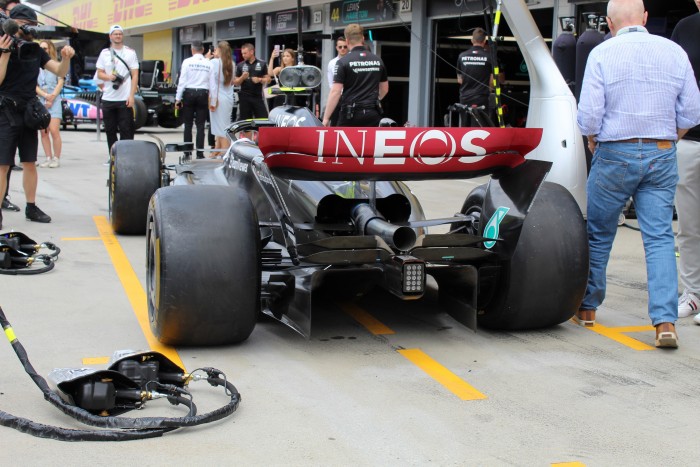 Kézbe vettük Ricciardo 30 milliós F1-es kormányát 2