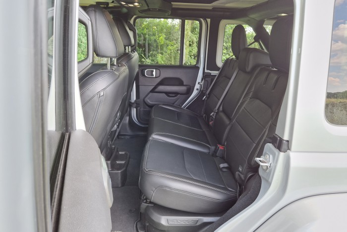 Lehet környezetbarát egy terepjáró? A Wrangler megpróbálja 17