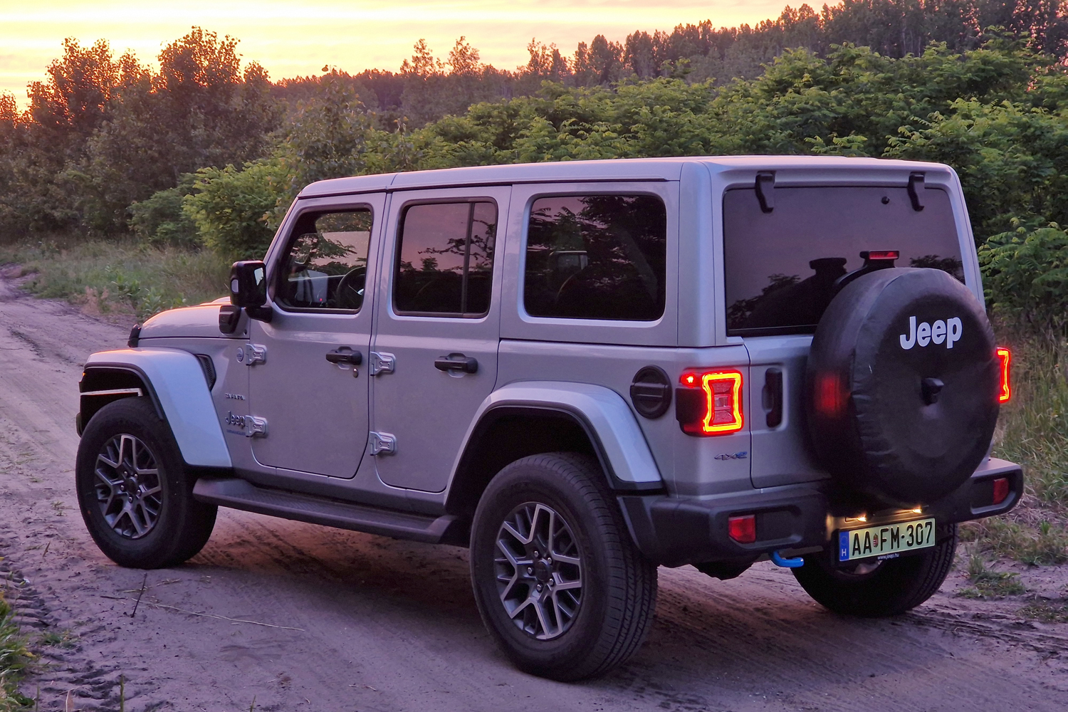 Lehet környezetbarát egy terepjáró? A Wrangler megpróbálja 37