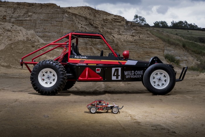 15,5 milliót kérnek az életnagyságú játékautóért