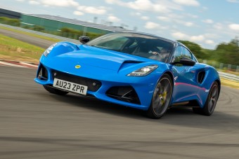 AMG-motort kapott az utolsó benzines Lotus