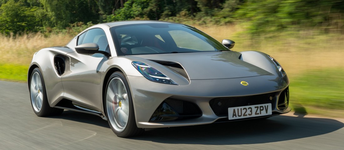 AMG-motort kapott az utolsó benzines Lotus