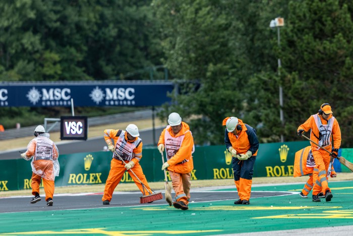 F1: Így születnek a büntetések a Magyar Nagydíjon 2 | Vezess F1: Így születnek a büntetések a Magyar Nagydíjon 2