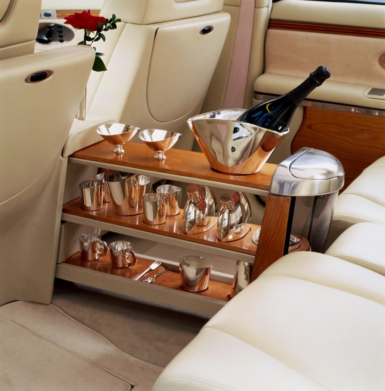 Tömény német luxus 1997-ből: ez a tanulmány még ma is ámulatba ejtő 3 | Vezess Tömény német luxus 1997-ből: ez a tanulmány még ma is ámulatba ejtő 3