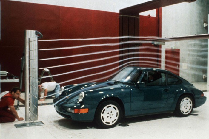 Majdnem sikerült csődbe vinni a Porschét 15