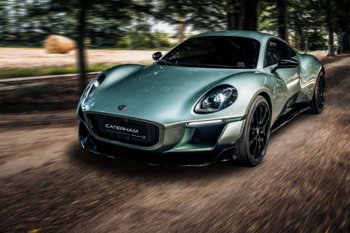 Fejenként 12 milliótól ülhetünk be ebbe a sportkocsiba 8