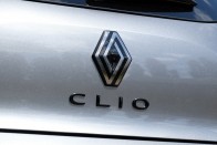 Újra menő lehet a kisautó – Renault Clio 2023 54