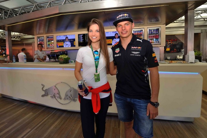 Kiderült, hogy kinek szurkol az ismert magyar autóversenyző