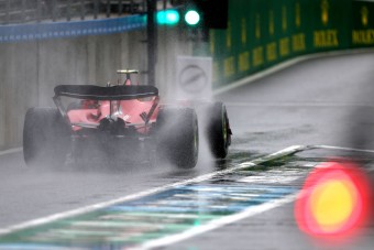 F1: Elmosta az eső a belgiumi szabadedzést