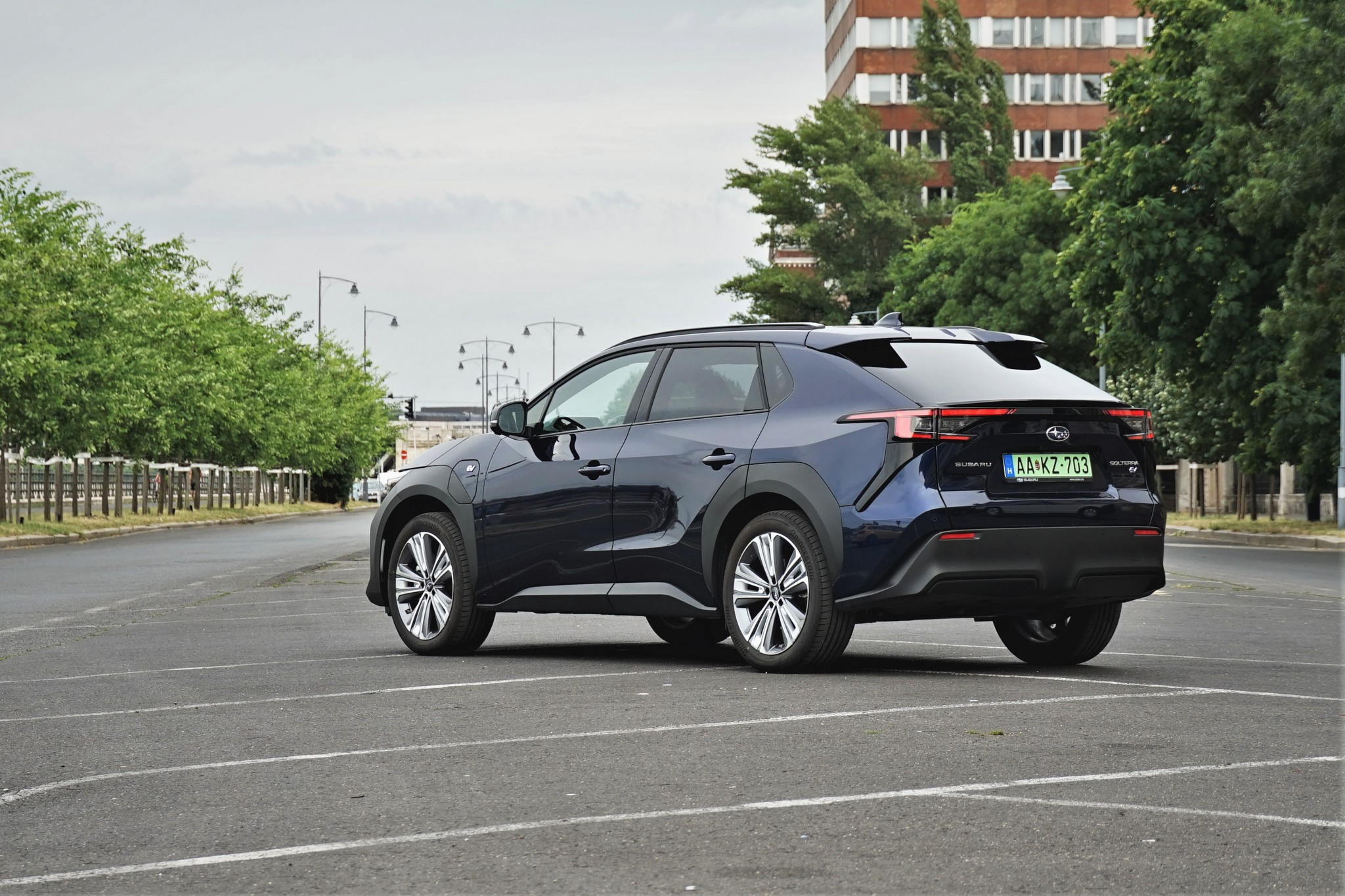 Bubunak vége, hangtalan a legújabb Subaru, a Solterra 6