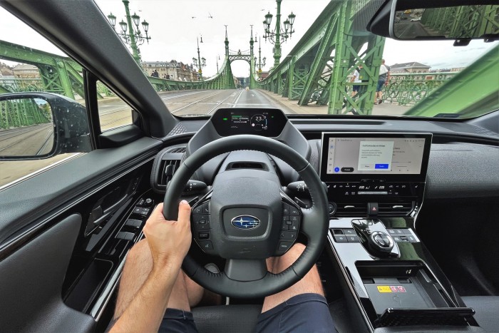 Bubunak vége, hangtalan a legújabb Subaru, a Solterra 15