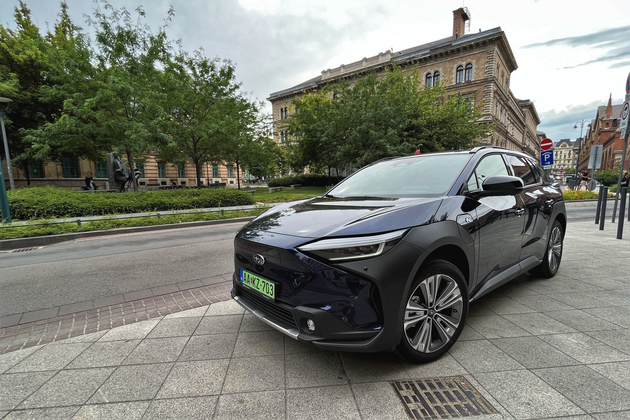 Bubunak vége, hangtalan a legújabb Subaru, a Solterra 2